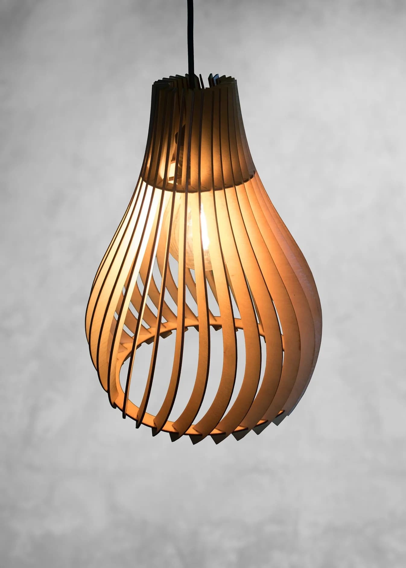 Timber slat detail — pendant lamp construction
